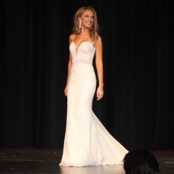 Sherri Hill 11260 White Pageant/Prom/Wedding Dress - Picture 3 of 16
